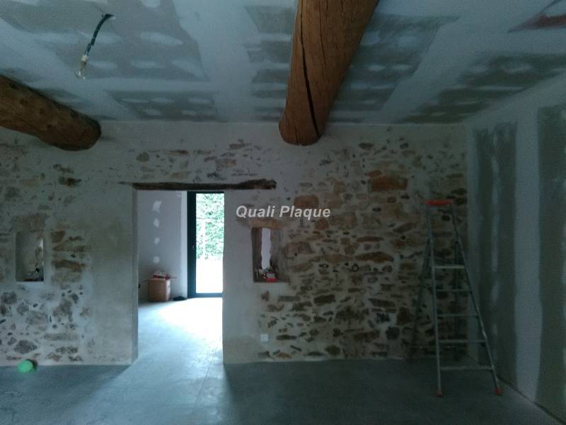 Artisan Plaquiste à Camaret sur Aigues et rénovation d'habitat dans le Vaucluse 84 et ses environs